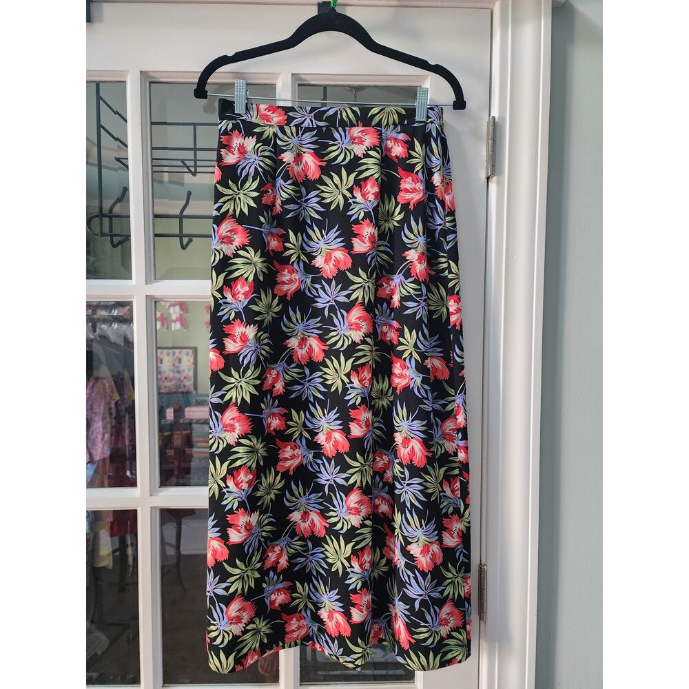 Sag Harbor Maxi Skirt Size Small